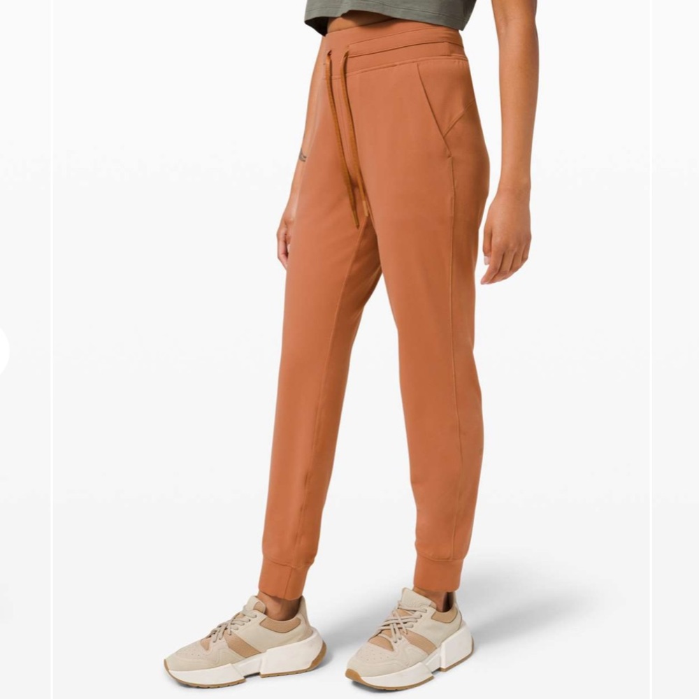Lululemon Ready to Rulu joggers size 4